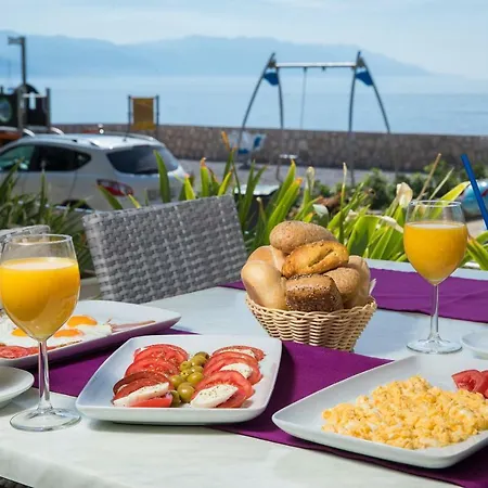 לינה וארוחת בוקר Rocky נובי ווינודולסקי