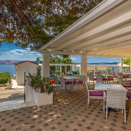 Rocky Couette-café Novi Vinodolski