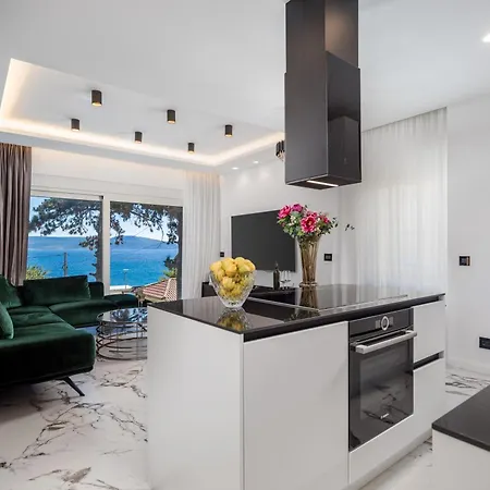 Rocky Couette-café Novi Vinodolski