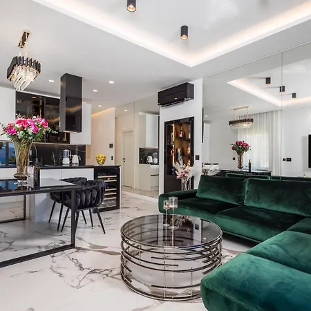 Rocky 4* Novi Vinodolski