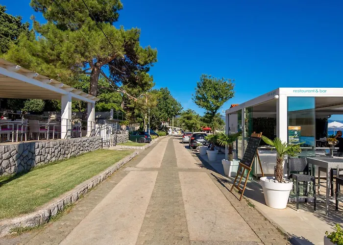 Bed and Breakfast Rocky 4*