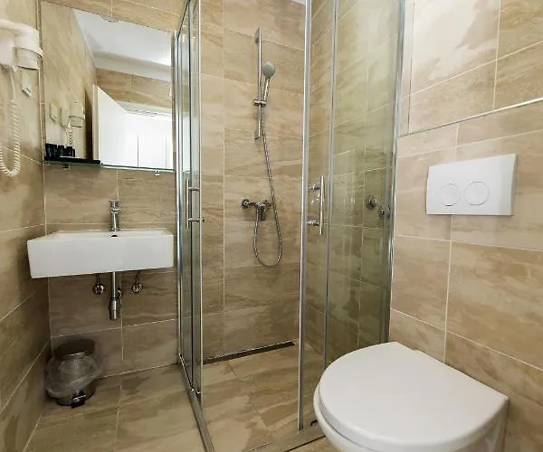 Bed & Breakfast Rocky Novi Vinodolski